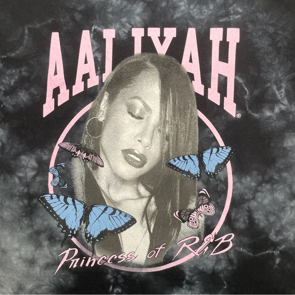 Aaliyah Graphic T-shirt